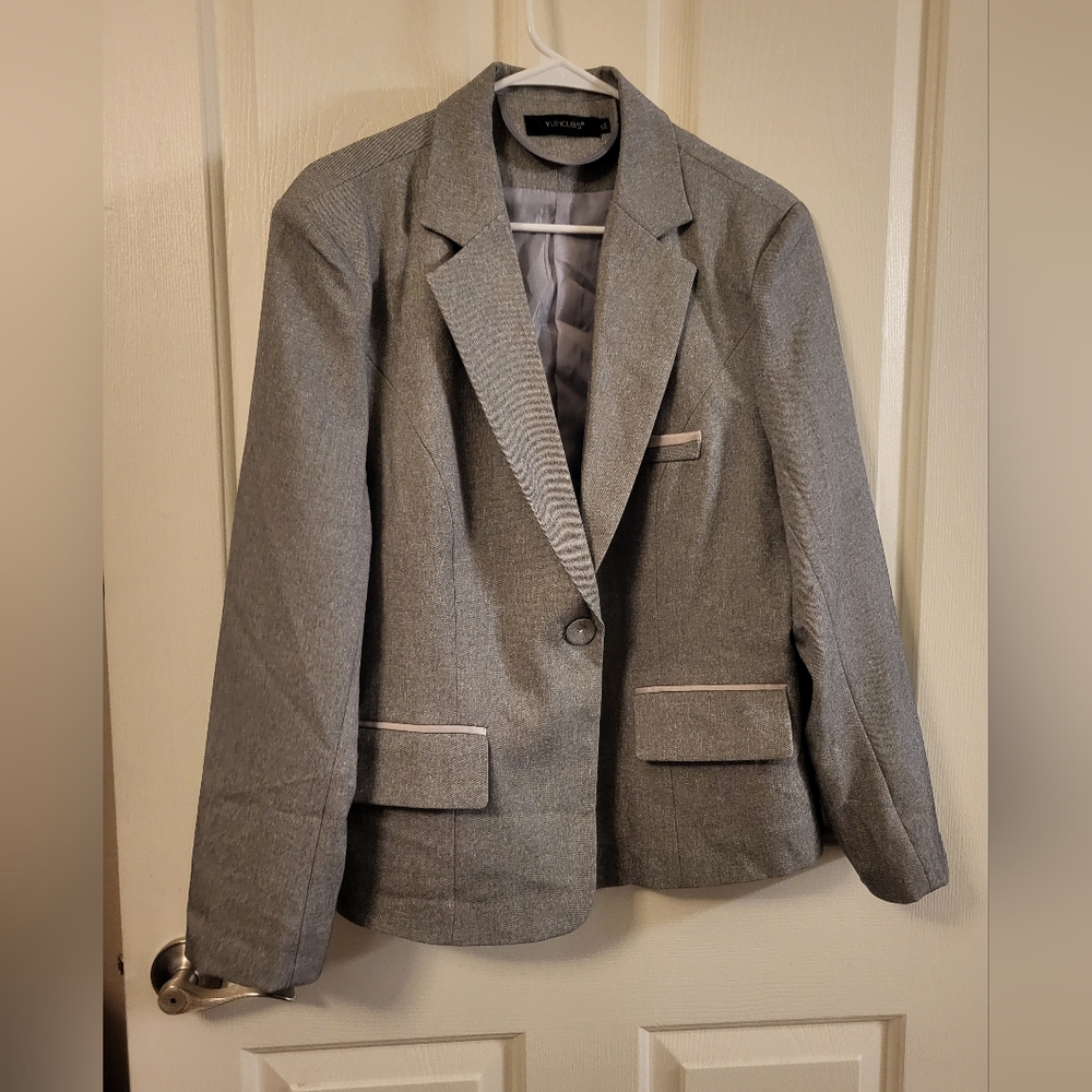 Womens grey blazer